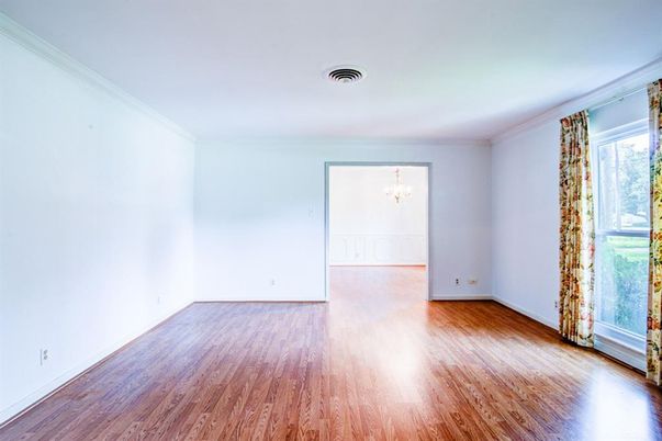 Chandelier, Empty room, Interior, Wood Texture Flooring