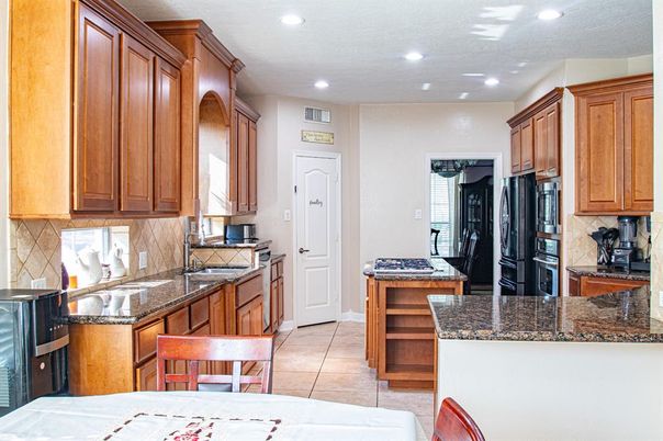 Interior, Kitchen, Recessed Lighting