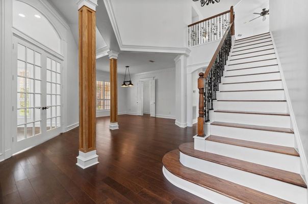 Interior, Pendant Lights, Recessed Lighting, Wood Texture Flooring