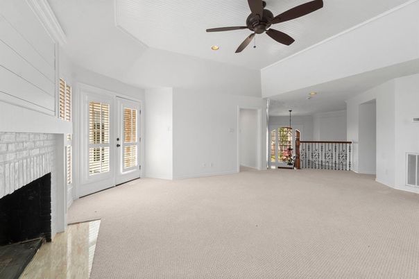 Empty room, Fireplace, Interior, Pendant Lights, Recessed Lighting