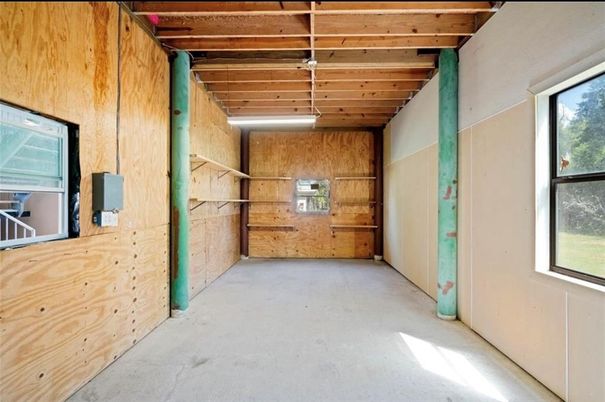 Empty room, Interior, Wooden Beams, Wooden Ceilings, Wooden Walls
