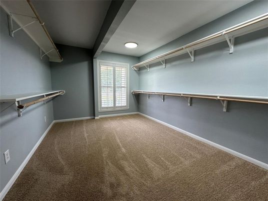 Empty room, Interior, Recessed Lighting, Walk-in Closets