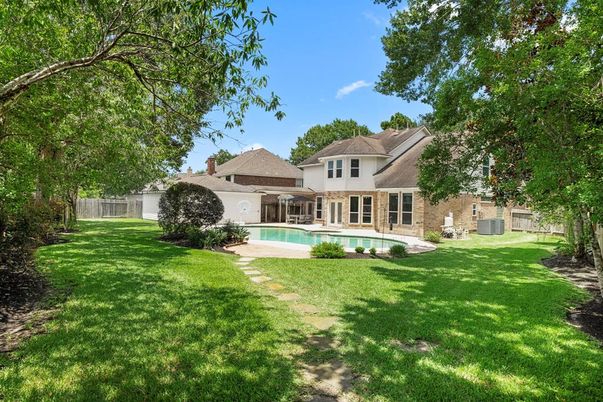 Backyard, Exterior, Pool