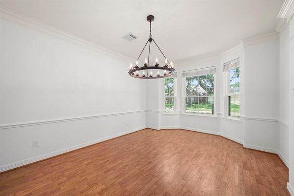 Chandelier, Empty room, Interior, Pendant Lights, Wood Texture Flooring