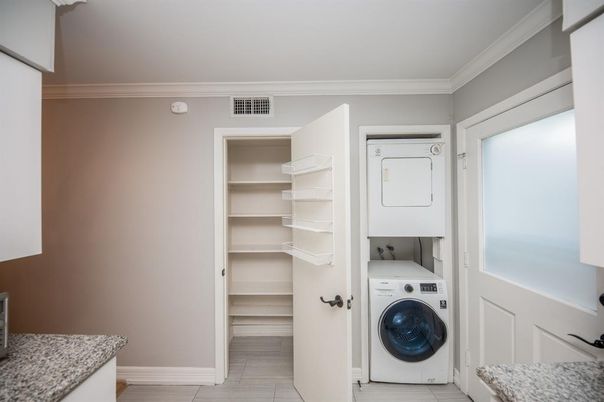 Interior, Utility Closets, Washer