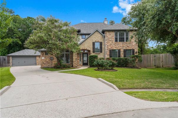 Backyard, Detached Garage, Exterior, Facade, Brick Facade, French Provincial