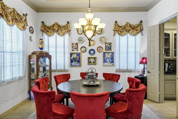 Chandelier, Dining room, Interior