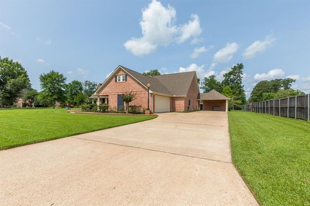 Attached, Backyard, Exterior, Facade, Brick Facade, Brick Traditional
