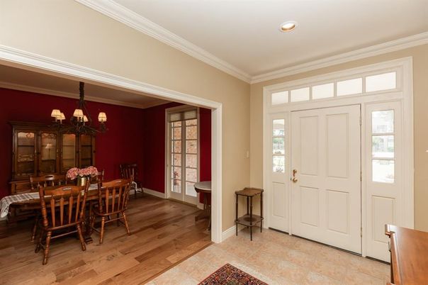 Chandelier, Dining room, Interior, Recessed Lighting, Wood Texture Flooring