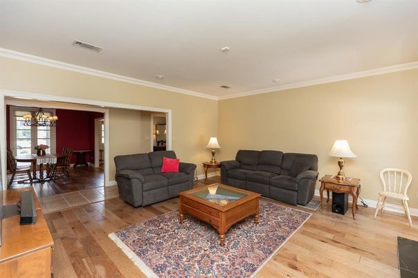 Chandelier, Dining room, Interior, Living room, Wood Texture Flooring