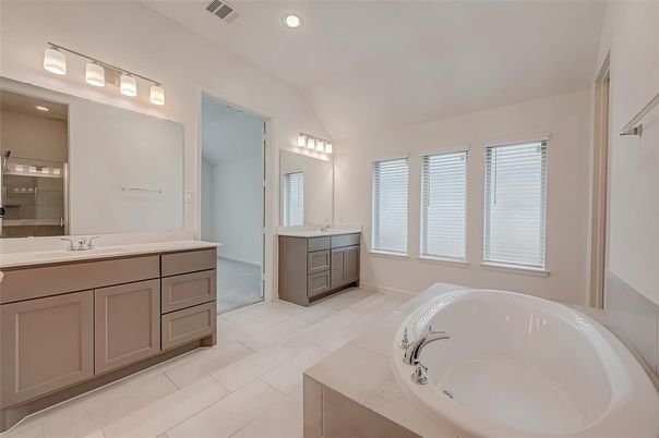 Bathroom, Dual Sink Vanities, Free Standing Baths, Interior, Recessed Lighting