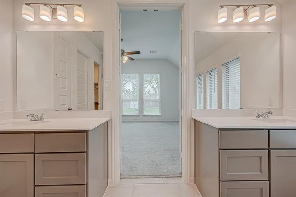 Bathroom, Dual Sink Vanities, Interior