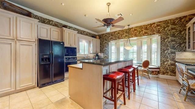Dining room, Interior, Kitchen, Pendant Lights, Recessed Lighting