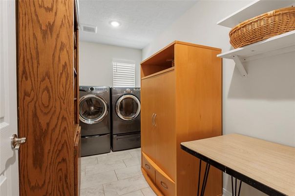 Interior, Recessed Lighting, Washer