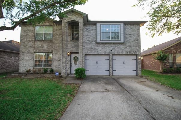 Attached, Exterior, Facade, Brick Facade, Brick Traditional