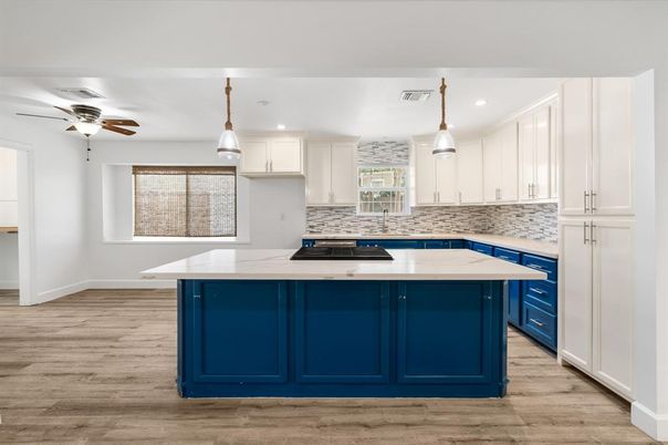 Interior, Kitchen, Pendant Lights, Recessed Lighting, Wood Texture Flooring