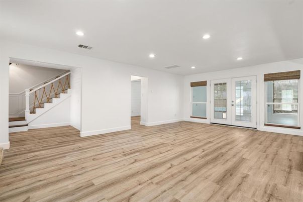 Empty room, Interior, Recessed Lighting, Wood Texture Flooring