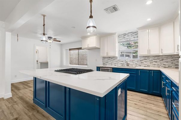 Interior, Kitchen, Pendant Lights, Recessed Lighting, Wood Texture Flooring