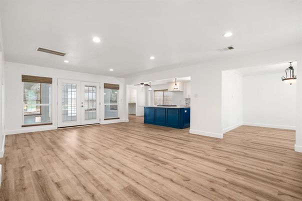 Empty room, Interior, Pendant Lights, Recessed Lighting, Wood Texture Flooring