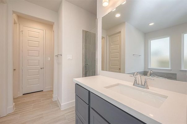 Bathroom, Interior, Recessed Lighting