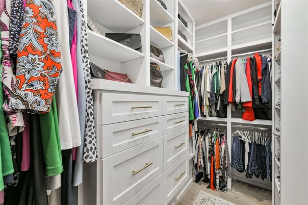 Interior, Walk-in Closets, Wood Texture Flooring
