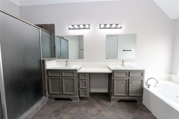 Bathroom, Dual Sink Vanities, Interior