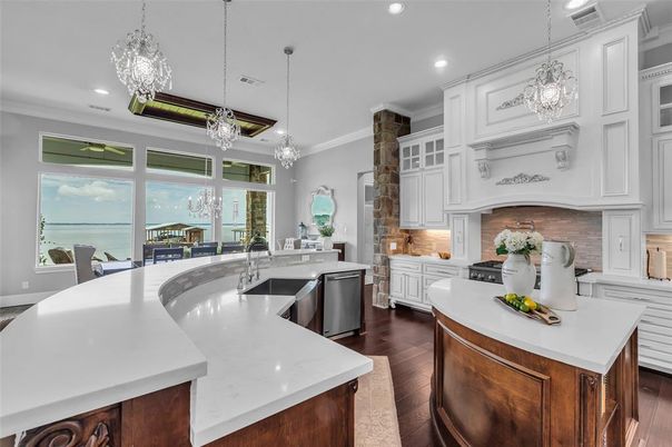 Chandelier, Interior, Kitchen, Pendant Lights, Recessed Lighting, Water, Wood Texture Flooring