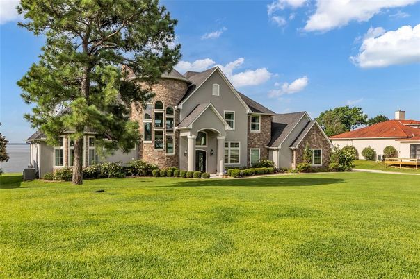 Backyard, Exterior, Facade, Brick Traditional
