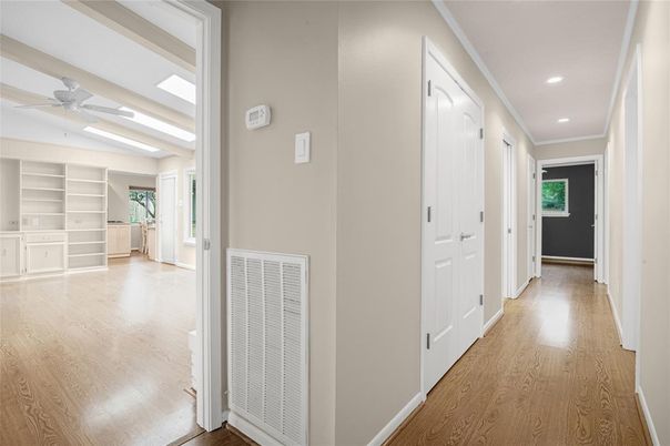 Interior, Recessed Lighting, Wood Texture Flooring