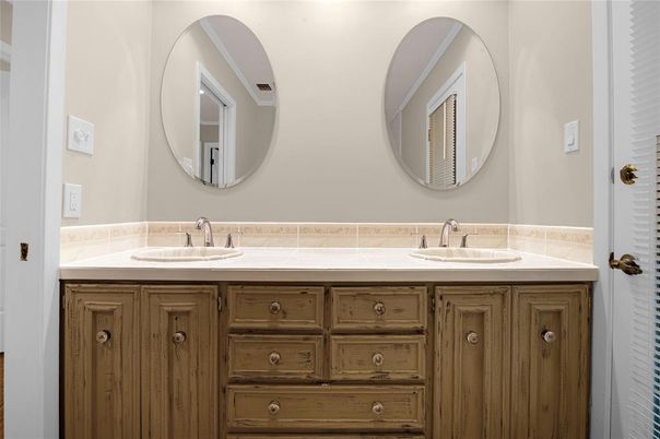 Bathroom, Dual Sink Vanities, Interior, Tile Countertops