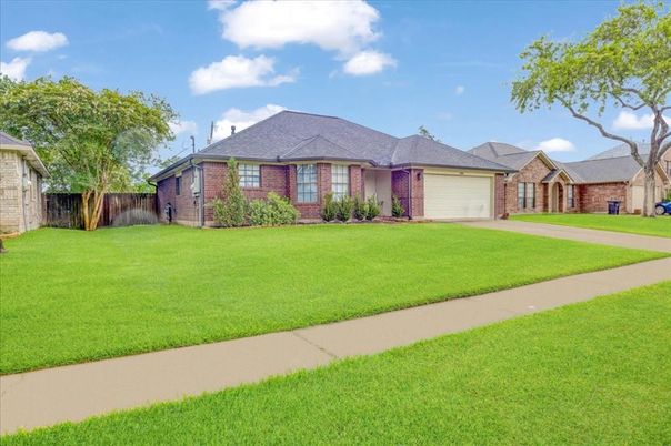 Attached, Backyard, Exterior, Facade, Brick Facade, French Provincial