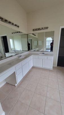 Bathroom, Dual Sink Vanities, Interior