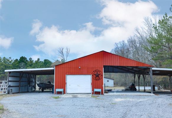 Backyard, Detached Garage, Exterior
