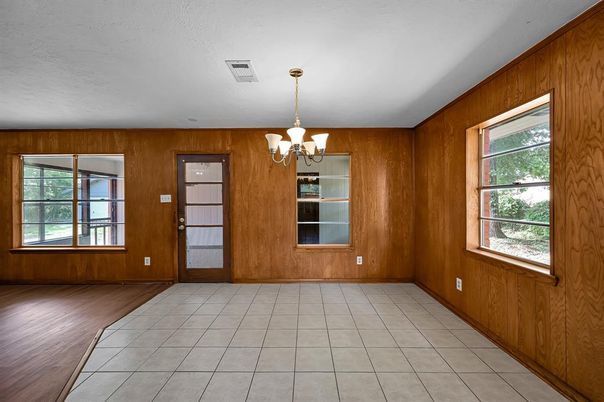 Chandelier, Empty room, Interior, Wood Texture Flooring, Wooden Walls