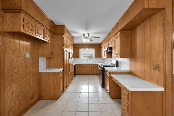 Interior, Kitchen, Wooden Walls