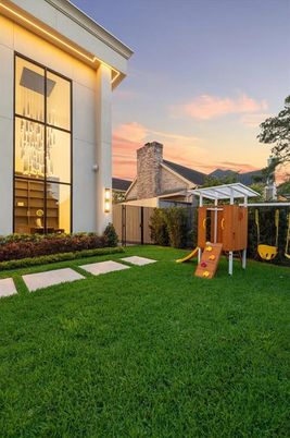 Backyard, Exterior, Playground