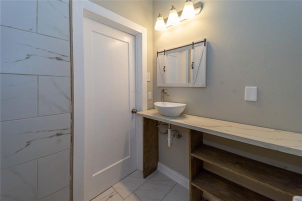 Bathroom, Interior, Marble, Marble Walls