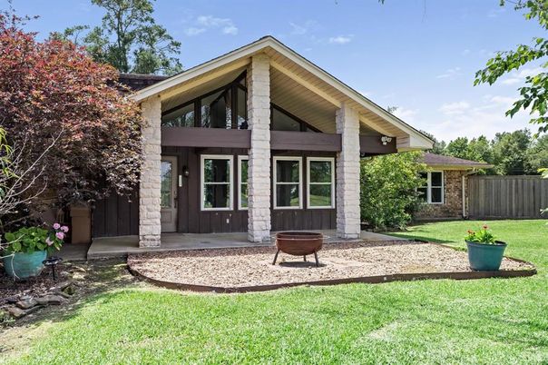 Backyard, Exterior, Facade, Brick Traditional