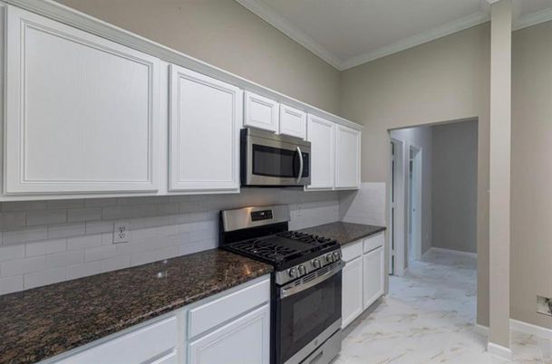 Interior, Kitchen, Marble, Stainless Steel Appliances