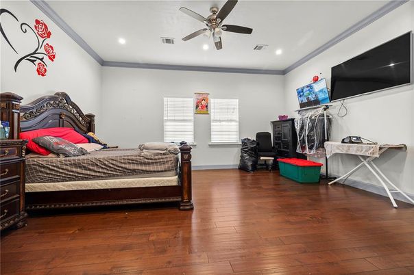 Bedroom, Interior, Recessed Lighting, Wood Texture Flooring