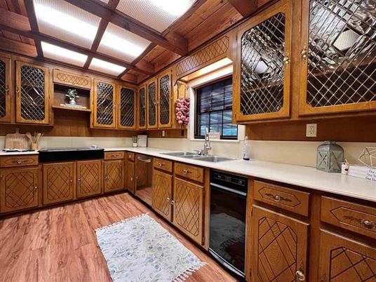 Interior, Kitchen, Wooden Beams, Wooden Ceilings, Wood Texture Flooring