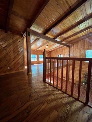 Empty room, Interior, Wooden Beams, Wooden Ceilings, Wood Texture Flooring, Wooden Walls
