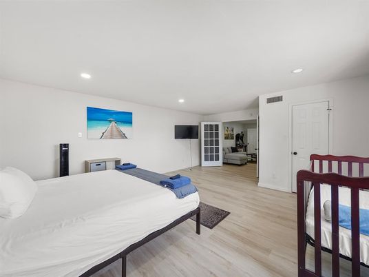 Bedroom, Interior, Recessed Lighting, Wood Texture Flooring
