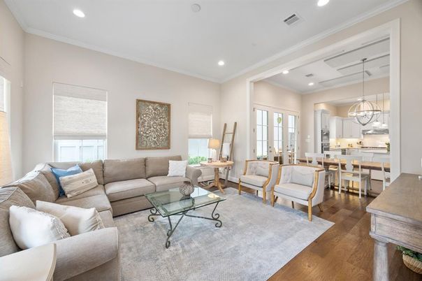 Chandelier, Dining room, Interior, Living room, Recessed Lighting, Wood Texture Flooring