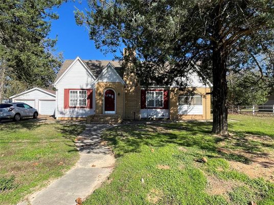 Backyard, Detached Garage, Exterior, Facade, Tudor Revival