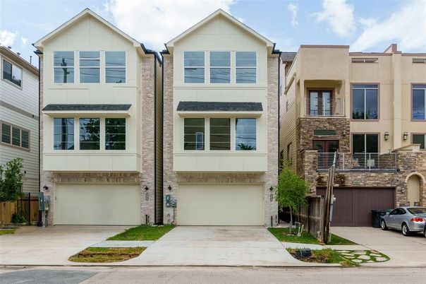 Attached, Exterior, Facade, Rowhouse