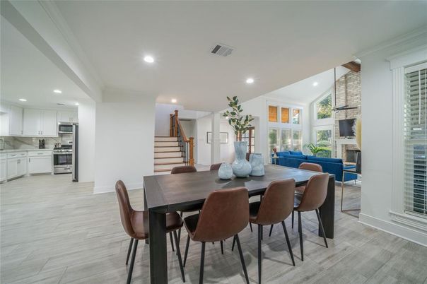 Dining room, Interior, Kitchen, Recessed Lighting, Stainless Steel Appliances