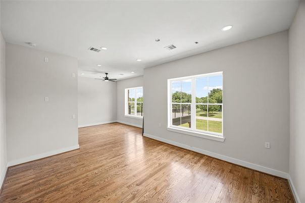 Empty room, Interior, Recessed Lighting, Wood Texture Flooring