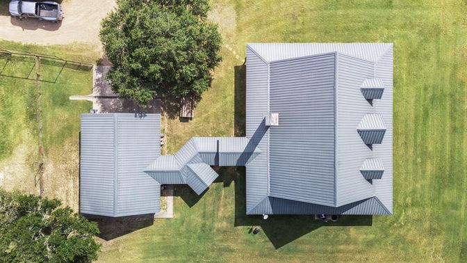 Exterior, Drone
