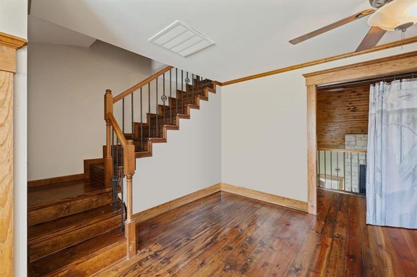 Empty room, Interior, Wood Texture Flooring, Wooden Walls